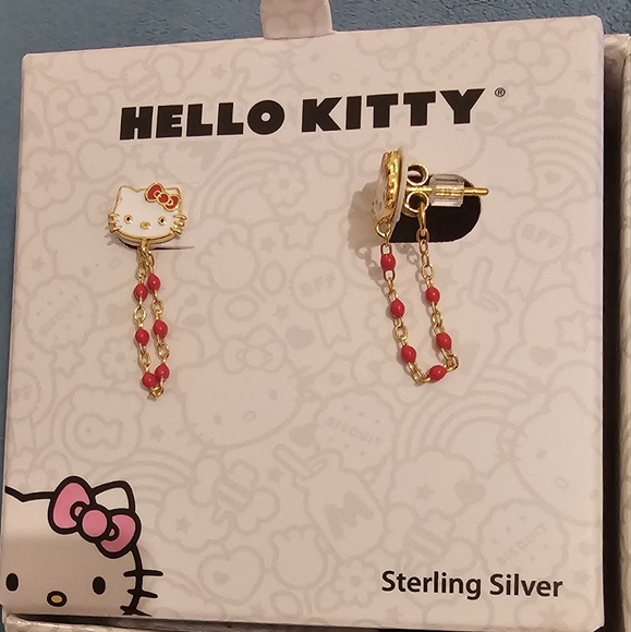Hello Kitty gold plated over sterling, dangling earrings NIB *Price is firm* - Picture 6 of 9